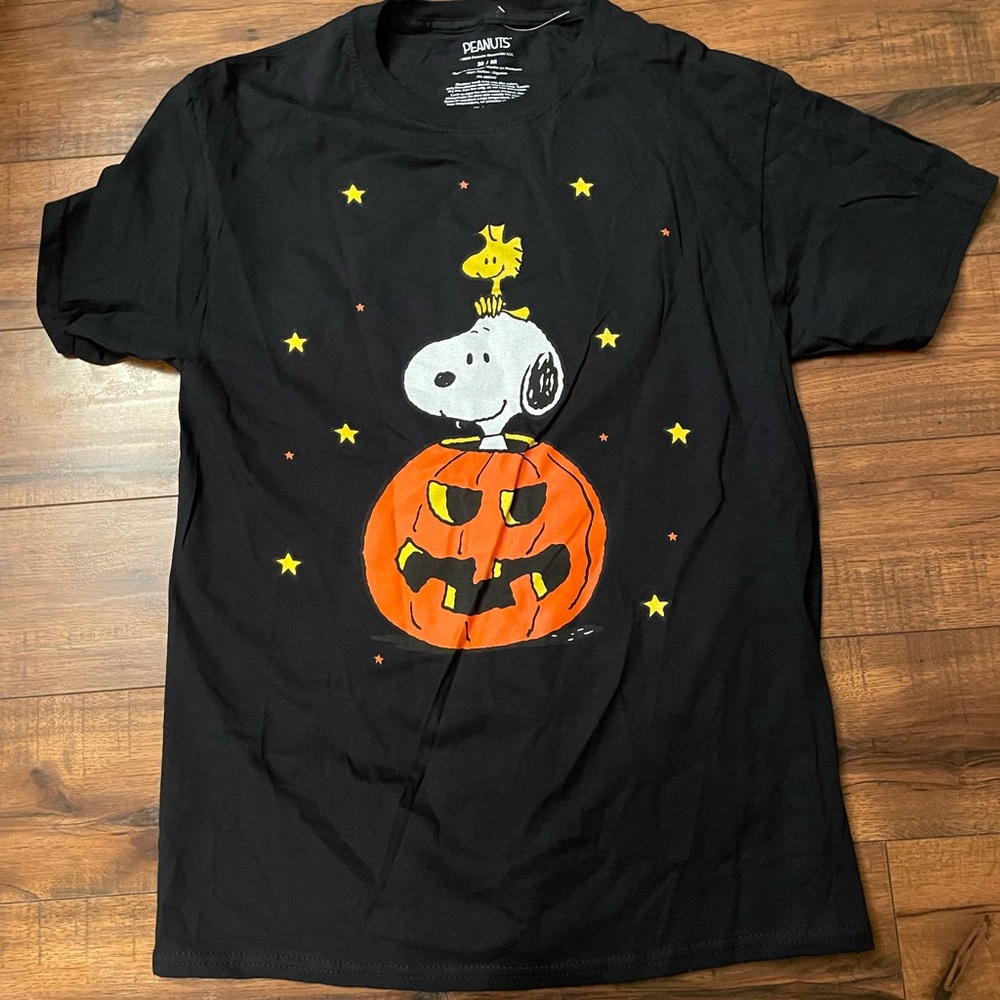 Peanuts snoopy Woodstock ladies Halloween shirt medium